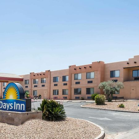 Days Inn By Wyndham Benson Luaran gambar